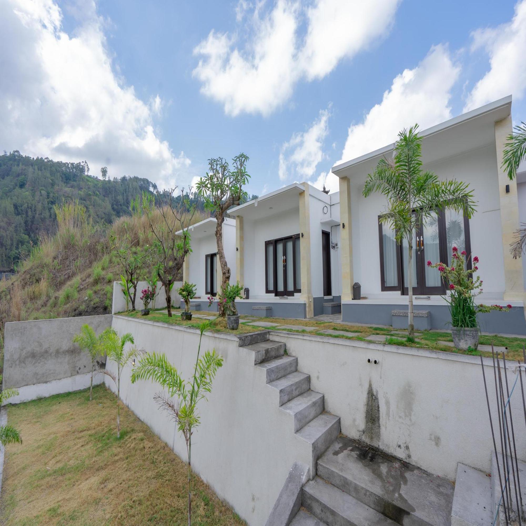 Batur Kencana Villa Mitra Reddoorz Baturaja  Exterior foto
